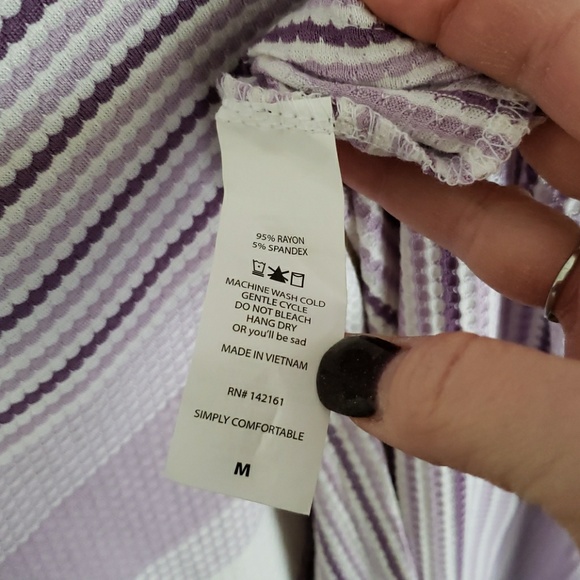 Lularoe Irma - Picture 4 of 4